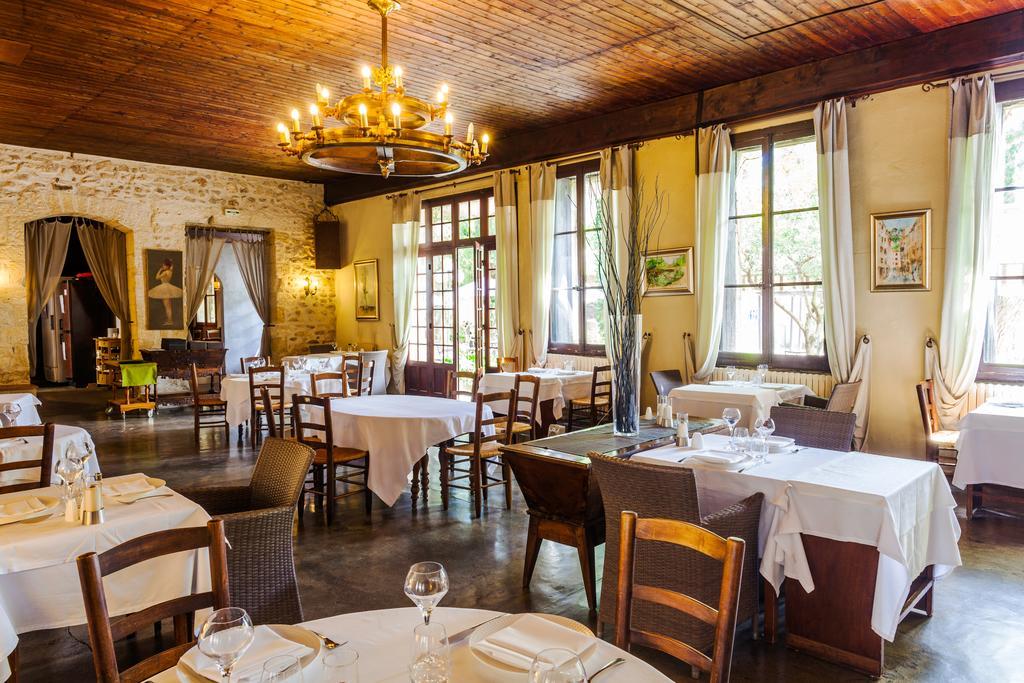 Auberge Du Pont Romain Sommières Exteriér fotografie