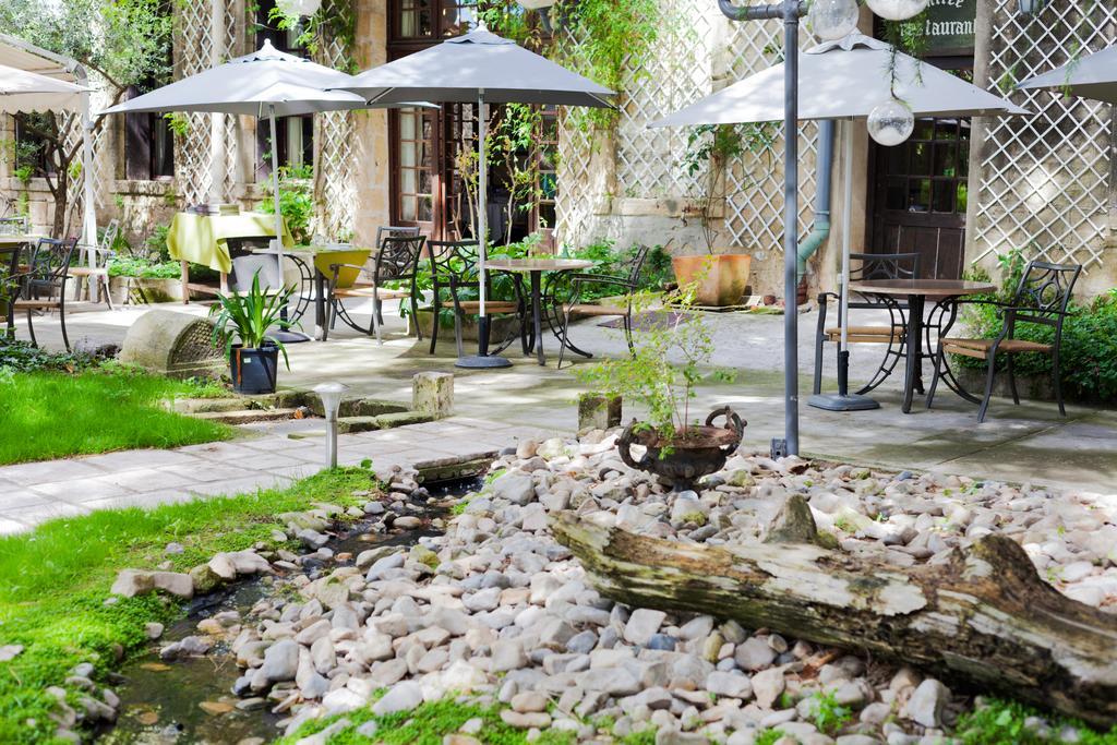 Auberge Du Pont Romain Sommières Exteriér fotografie